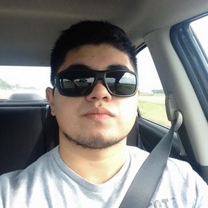 Meet your Posher, Cesar